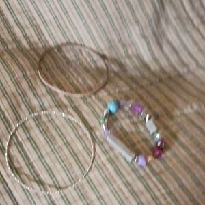 Colorful Beaded Stretch Bracelet with Gold and Purple Accents